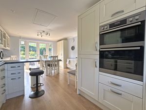 Photo 21- click for photo gallery